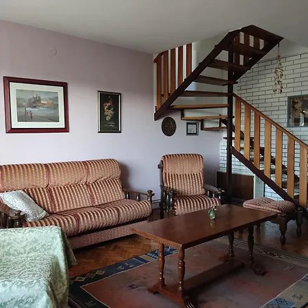 Dom wakacyjny Tony Montana's House For Rent Klenovica