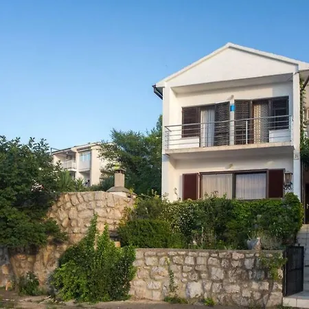 Tony Montana's House For Rent Holiday home